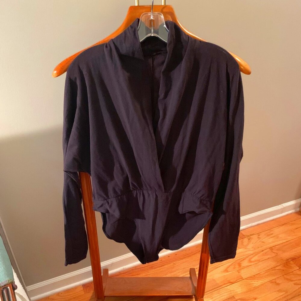 VINTAGE BLACK BODYSUIT WITH DOLMAN SLEEVES.
